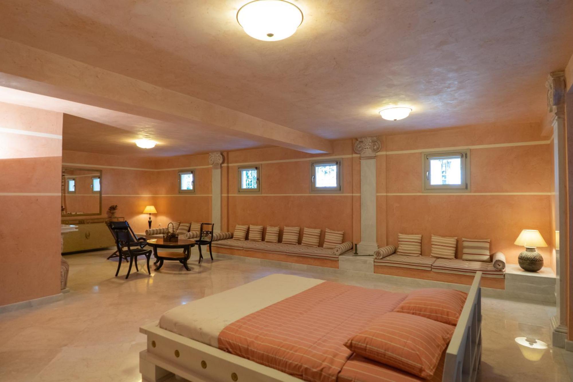 Unique Room With Indoor Pool & Attic Alli Meria Exteriör bild